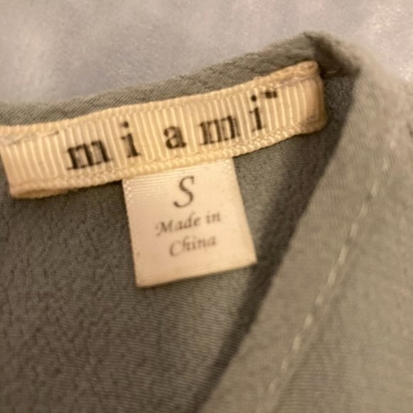 Francesca's Light Blue Embroidered Blouse in Size Small - Picture 3 of 12